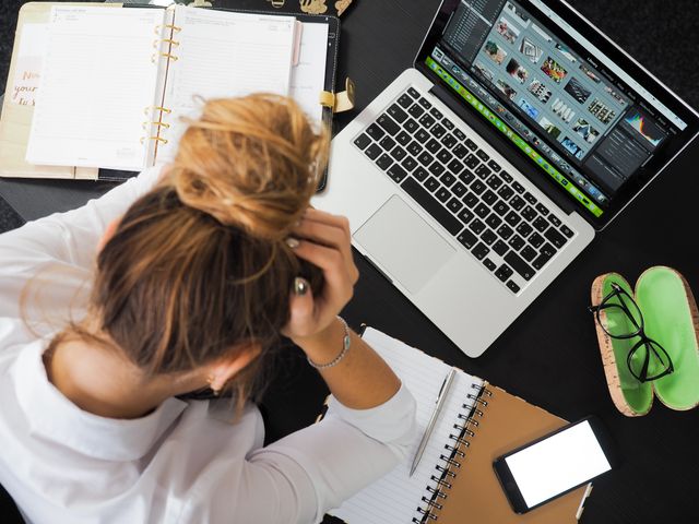 Scopri di più sull'articolo Ansia da lavoro: perché il lavoro ti rende ansioso/a